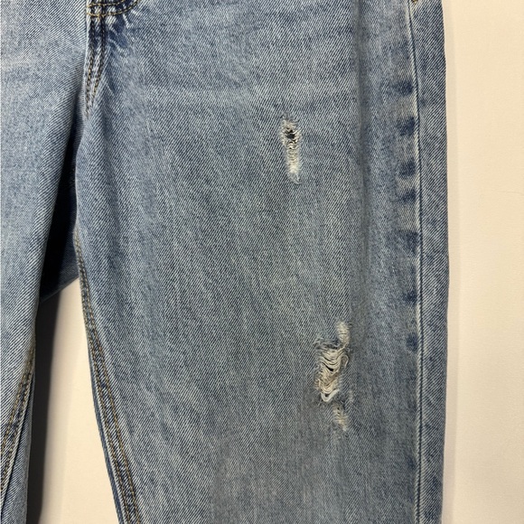 Old Navy High Rise Distressed Blue Jeans - Size 4 - Picture 2 of 8
